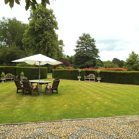 Tabsfield Bed and Breakfast Farningham Exteriör bild